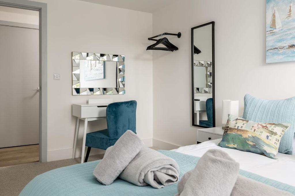 Stylish Town Centre Apartment, W Parking, Nr Beach Bournemouth Eksteriør bilde
