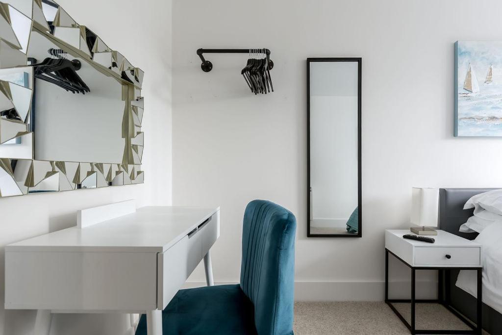 Stylish Town Centre Apartment, W Parking, Nr Beach Bournemouth Eksteriør bilde